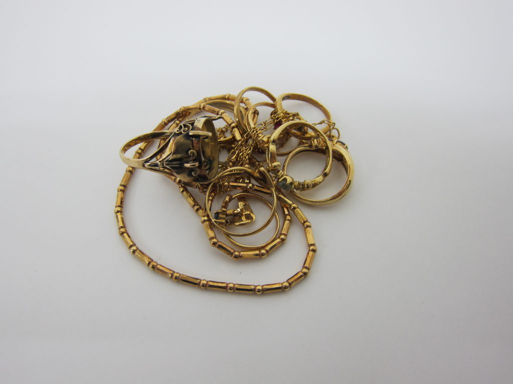 金買取　Ｋ18金　Ｋ14金　高価買取　大阪神戸貴金属