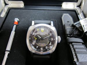 オフィチーネ パネライフェラーリ スクーデリアGMT　FER00009大阪梅田神戸三宮高価買取
