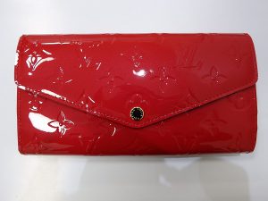 ルイヴィトン買取　ヴェルニ　ポルトフォイユサラ　高価買取　長財布