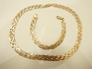 14金　ネックレス　ブレスレット　刻印５８５　買取　大阪神戸
