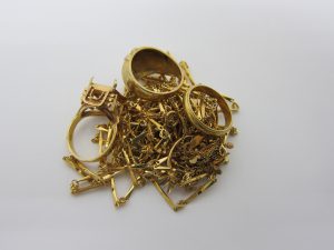 金買取　K18金　切れたネックレス　使わないリング　高価買取　大阪神戸