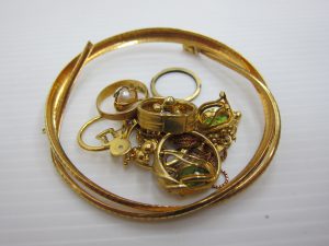 k18リング・指輪・ピアス・高価買取大阪神戸壊れたk18金ジュエリー買取