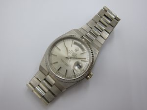 ロレックス・高価買取・大阪神戸・オイスタークォーツデイデイトWG・19019・ヴィンテージ・年代時計・買取