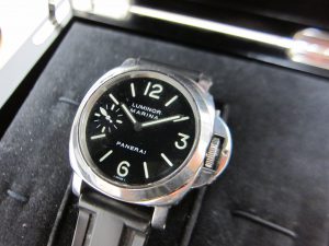 パネライ・高価買取・PAM00111・手巻き・裏スケ・ルミノール マリーナ 買取