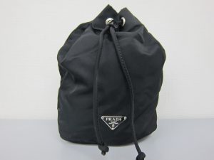 プラダ高価買取・巾着ポーチ大阪神戸・ブランドバック買取