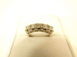 ダイヤモンドリング買取　一文字リング高価買取　