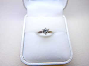ダイヤリング買取　立て爪リング　ダイヤモンド　婚約指輪高価買取