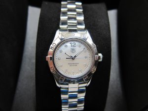 タグホイヤー高価買取査定大阪・神戸アクアレーサーレディース WAF1415.BA0813 買取