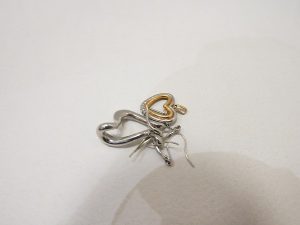 プラチナ 買取 大阪神戸 片方だけのピアスとコンビネックレストップ