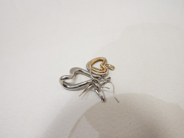 プラチナ 買取 大阪神戸 片方だけのピアスとコンビネックレストップ