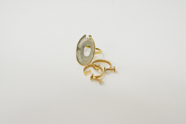 宝石が外れたＫ18金リング＆イヤリング宝石が無くても高価買取