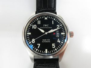 IWC マーク17 パイロットウォッチ マークシリーズ強化買取中