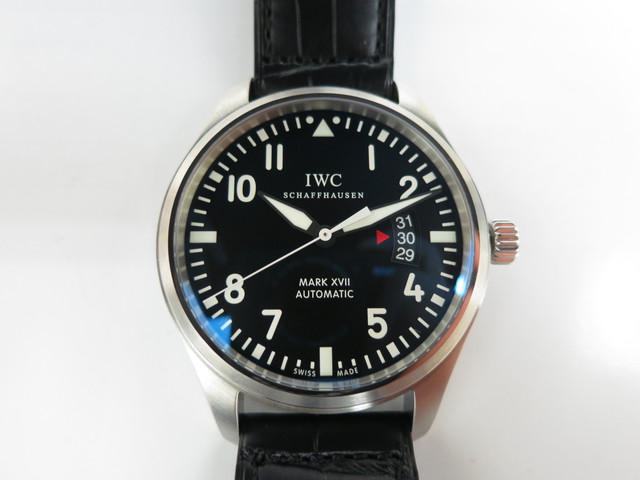 IWC マーク17 パイロットウォッチ マークシリーズ強化買取中