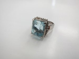 アクアマリン買取 大阪・神戸 涼やかな水色の宝石を高額査定