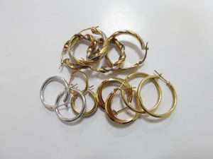 金買取 K18・K14 不要なピアス まとめてお持込で高額査定