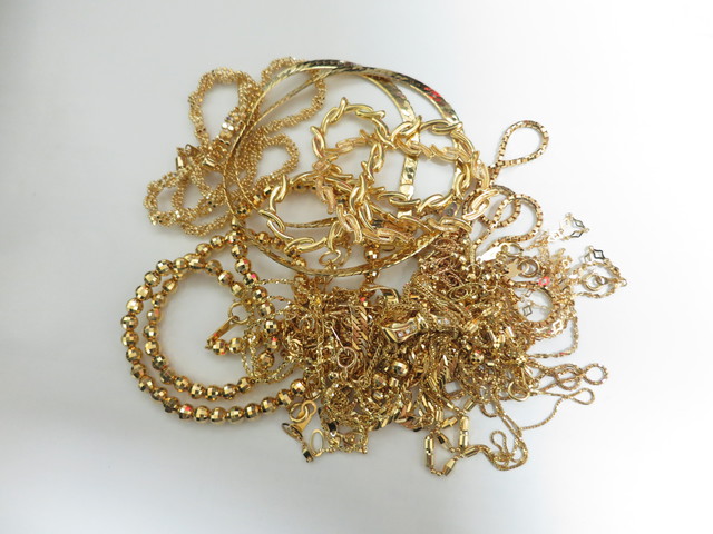 K18金高価買取 昔の金価格 今金を売るととてもお得