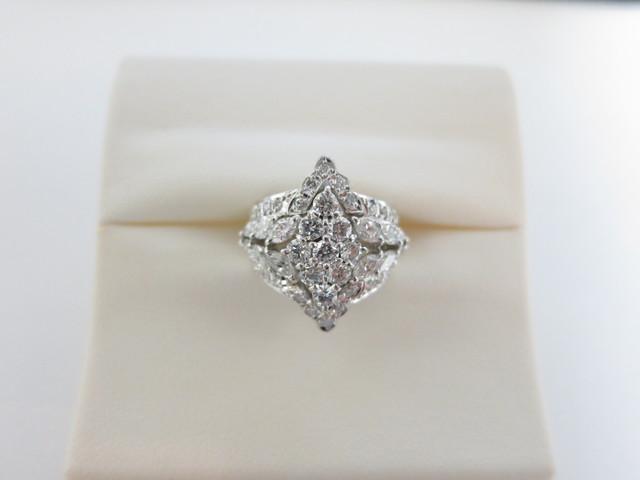 メレダイヤリング 高価買取 ダイヤモンド計2ct カーボンあり