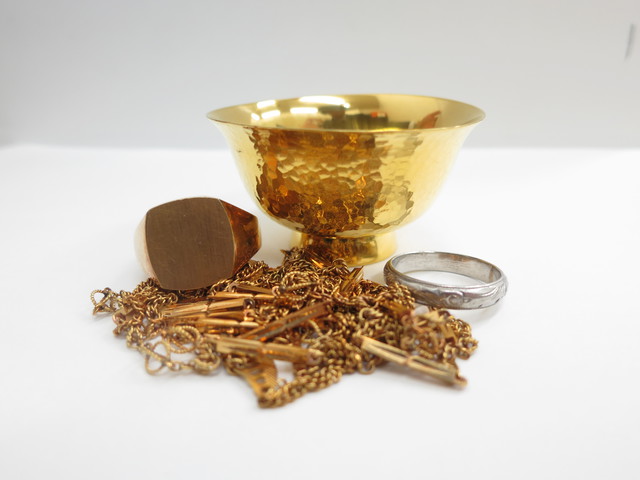 金（K24・K18）プラチナ（PM）高価買取 純金ぐい吞み 印台リング