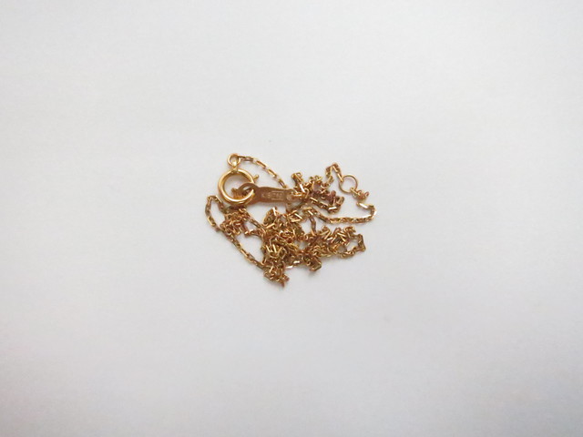 金 買取 大阪神戸 K18 本物かわからない金色のネックレス 無料査定