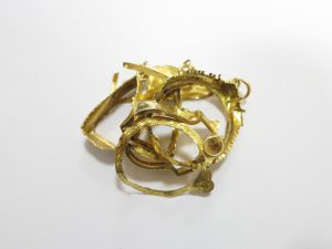タイ金 高価買取 東南アジアの金のアクセサリー 刻印なし 無料査定
