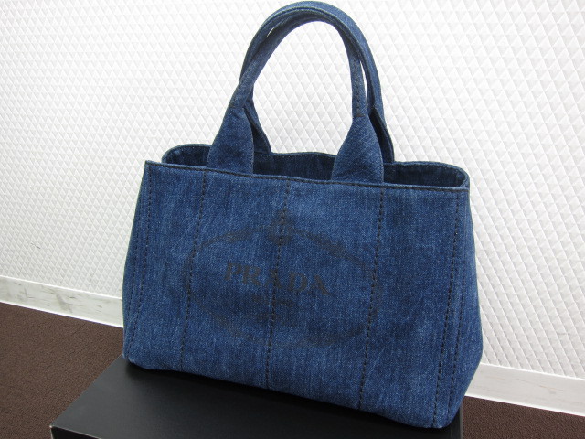 プラダ　カナパトートバッグ　デニム　ブルー買取いたしました。