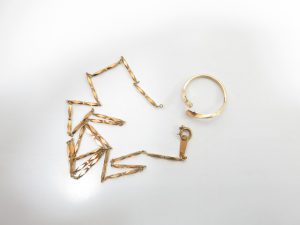 金 壊れたネックレス リング 高価買取 大阪・神戸 貴金属 買取査定