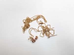 金買取 大阪・神戸 K18・K10 ピアスキャッチも高価買取