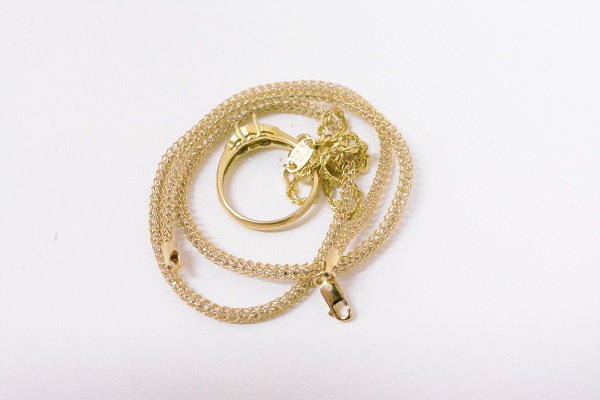 金 買取 大阪神戸 ｋ14金 ネックレス・リング 貴金属　査定