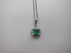 エメラルド・色石高価買取・大阪神戸・宝石ジュエリー買取