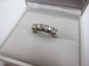 一文字リング・ダイヤ高価買取・大阪神戸・買取