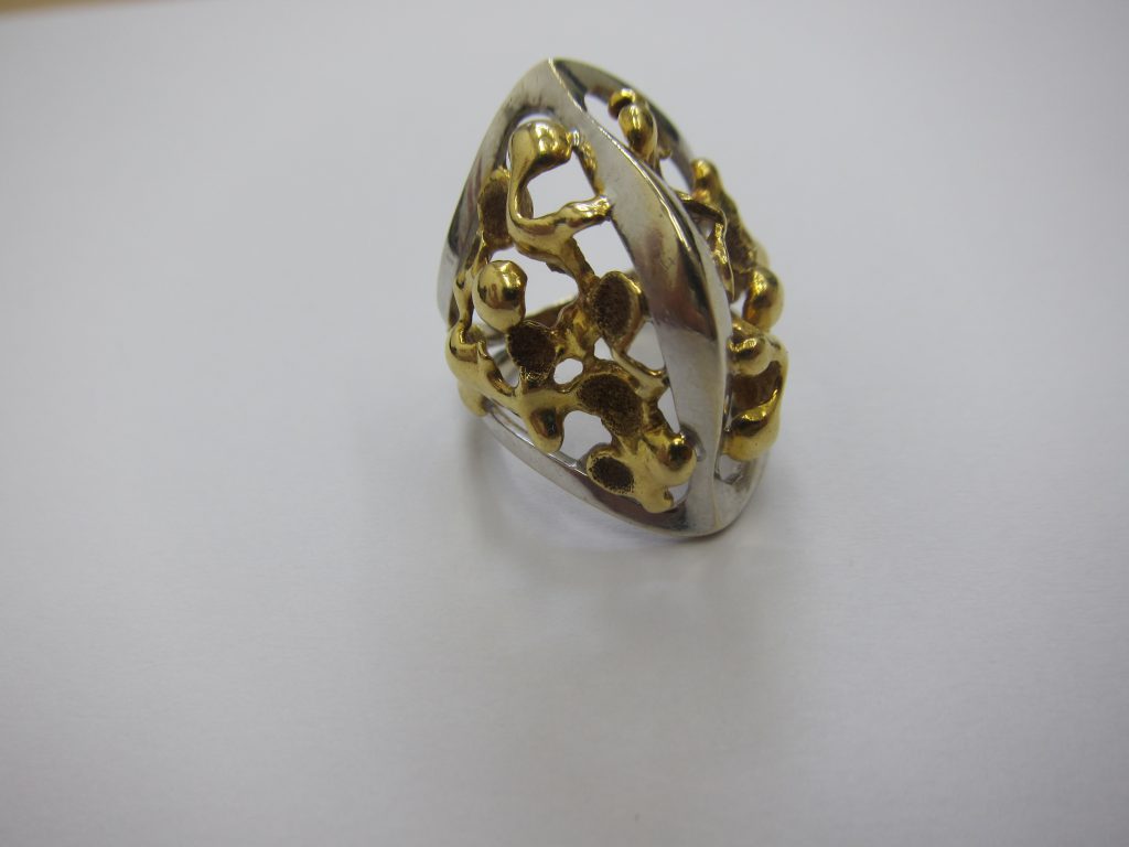 プラチナ・金高価買取pt900・k18リング大阪神戸買取