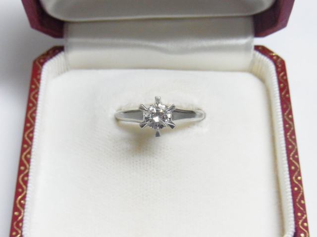 ダイヤモンド 買取 大阪 神戸 昔の立て爪リング D0.580ct 無料査定