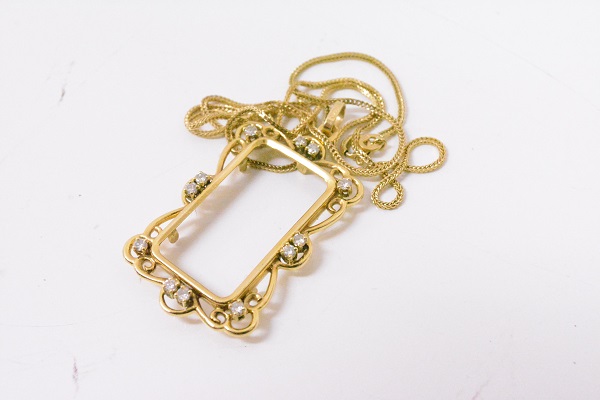 Ｋ18金買取大阪、神戸インゴットプレートネックレス買取