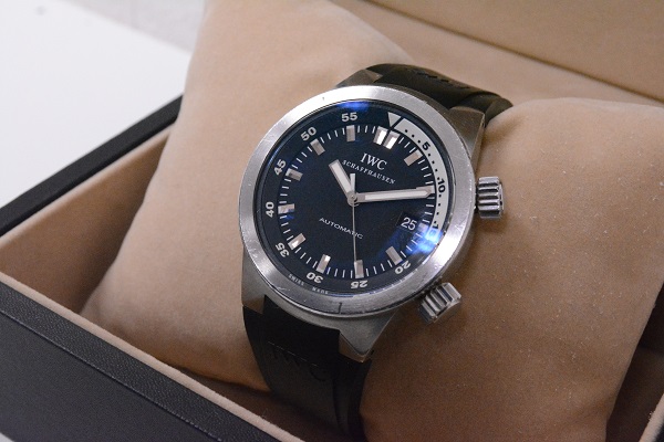 IWC買取大阪、神戸アクアタイマーIW354804買取査定