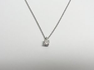 ティファニー 買取 神戸 大阪 スタッド ネックレス ダイヤ0.17ctほど