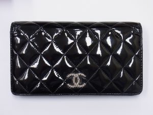 シャネル 買取 マトラッセ パテント 長財布 2011年頃製 無料査定