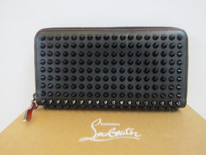 クリスチャン・ルブタン Panettone Wallet  買取