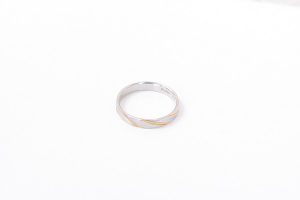 コンビリング買取　ｋ18金　Ｐ900　金　プラチナ　結婚指輪