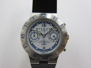 ブルガリ高価買取・大阪神戸・ディアゴノスクーバクロノグラブスワンSC38NSW
