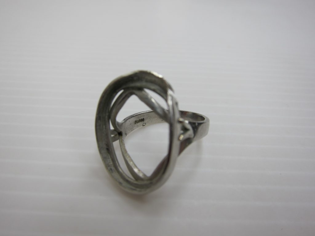 pt900プラチナ・壊れた指輪・石の取れたリング 高価買取｜他社より高く売るなら買取専門店のブランドラボ