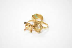 石外れK18金リング空枠14g買取いたしました。