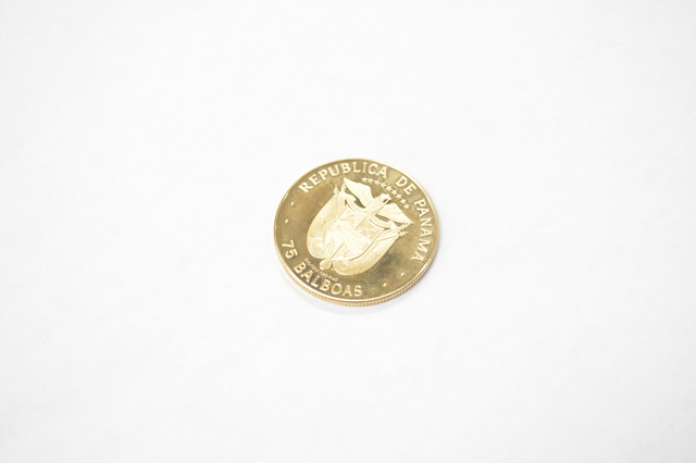 75バルボアコイン金貨K12金10.5g買取いたしました。