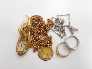 金・プラチナ 買取 大阪・神戸 古い貴金属 高価買取 リサイクル