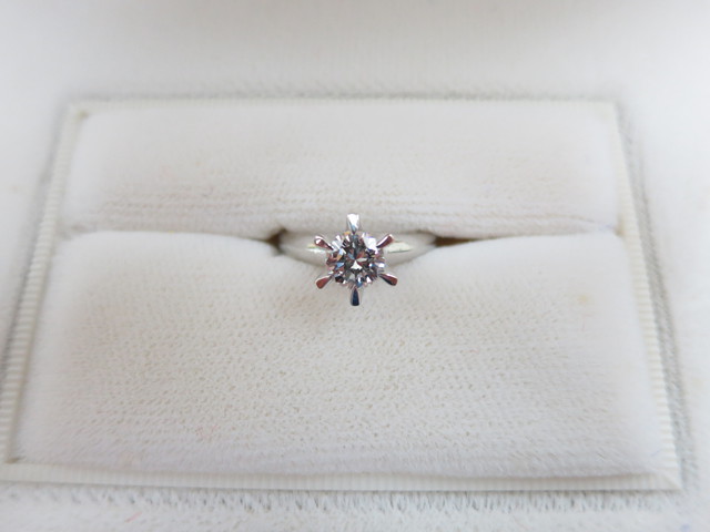ダイヤモンド買取 昔のデザインの立爪リング 高額査定