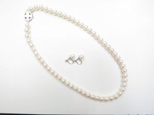 パール数珠ネックレス＆イヤリング　K14留具　アコヤ花珠7～7.5mm買取いたしました。