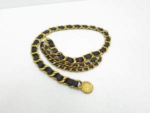 シャネル チェーンベルト 金メッキ革 90年代モノ 買取いたしました。