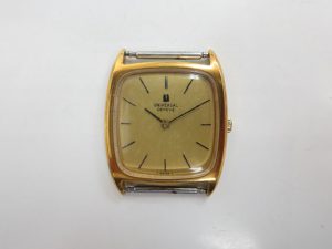 ユニバーサル・ジュネーブ買取 古い時計 アンティーク時計 無料査定