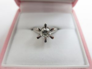 立爪1ｃｔリング 買取 大阪・神戸 ガードルが厚いダイヤモンドも高価買取