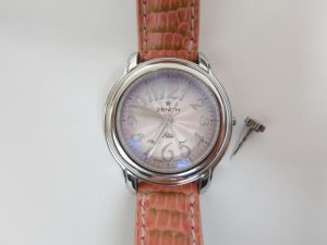 ゼニス エリート 買取 大阪・神戸 竜頭抜け時計も高価買取