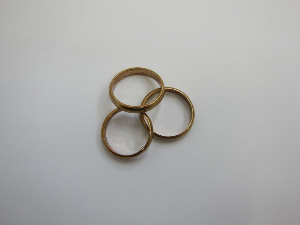 K18 買取 神戸 大阪 18金 指輪 アクセサリー 無料査定 金は今年1番の高値